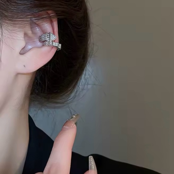 Luxury Serpenti Snake Bone CZ Ear Cuff - Right Ear - Picture 5 of 8